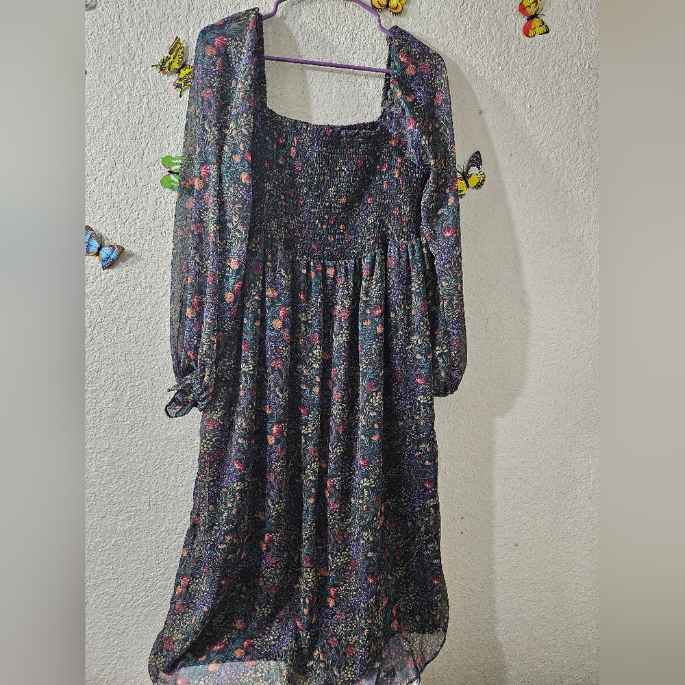 Plus Size Ditsy Floral Chiffon Dress
